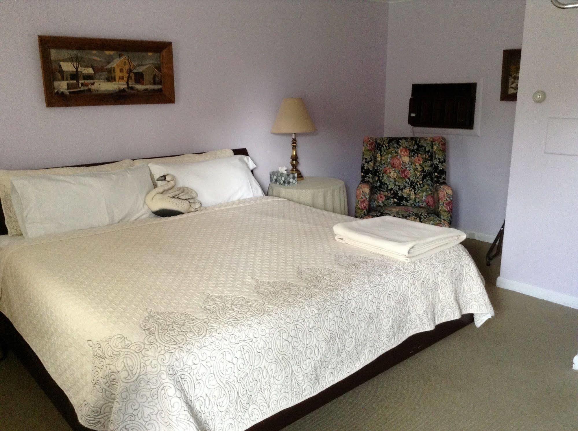 Governor'S Rock Motel Shaftsbury Exteriér fotografie